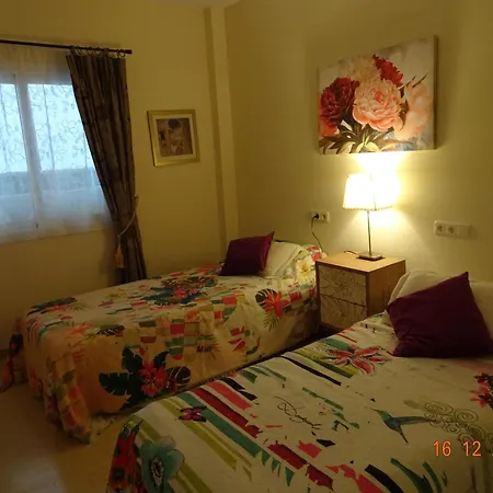 Peaceful Spacious 2 Bed 2 Bath Elviria Apartamento *