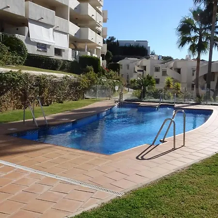 Peaceful Spacious 2 Bed 2 Bath Elviria Apartamento *