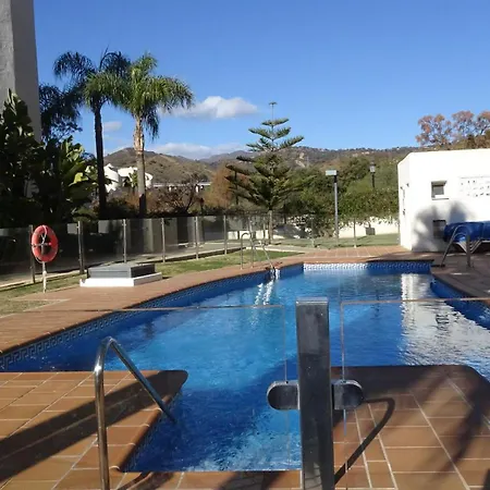 Peaceful Spacious 2 Bed 2 Bath Elviria Apartamento