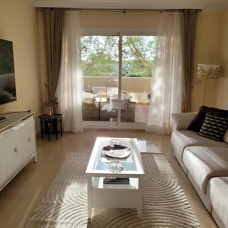 Apartamento Peaceful Spacious 2 Bed 2 Bath Elviria *